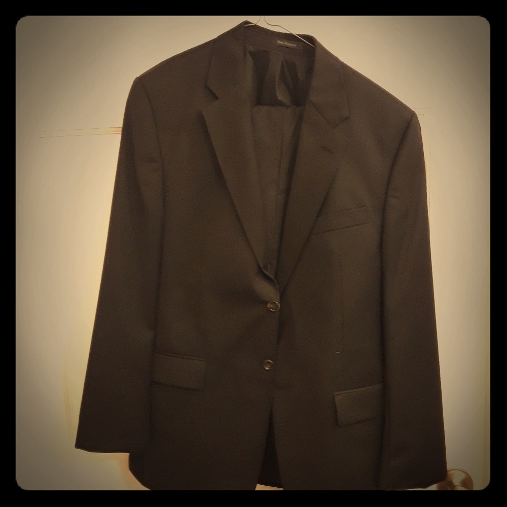 Ralph Lauren suit